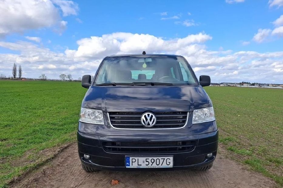 Продам Volkswagen T5 (Transporter) пасс. 2006 года в Львове