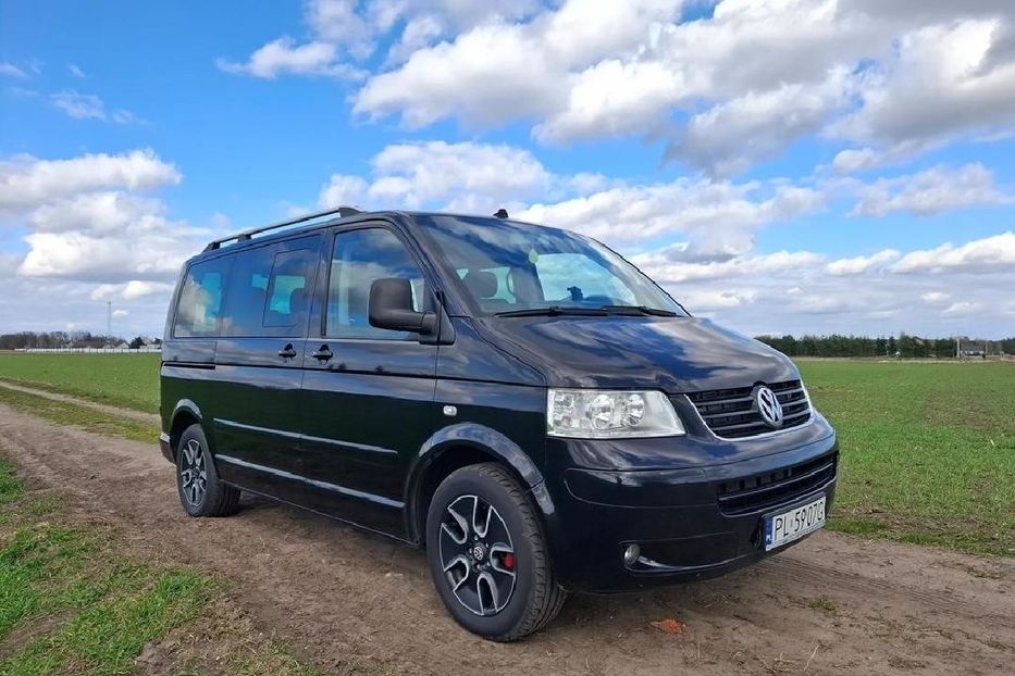 Продам Volkswagen T5 (Transporter) пасс. 2006 года в Львове