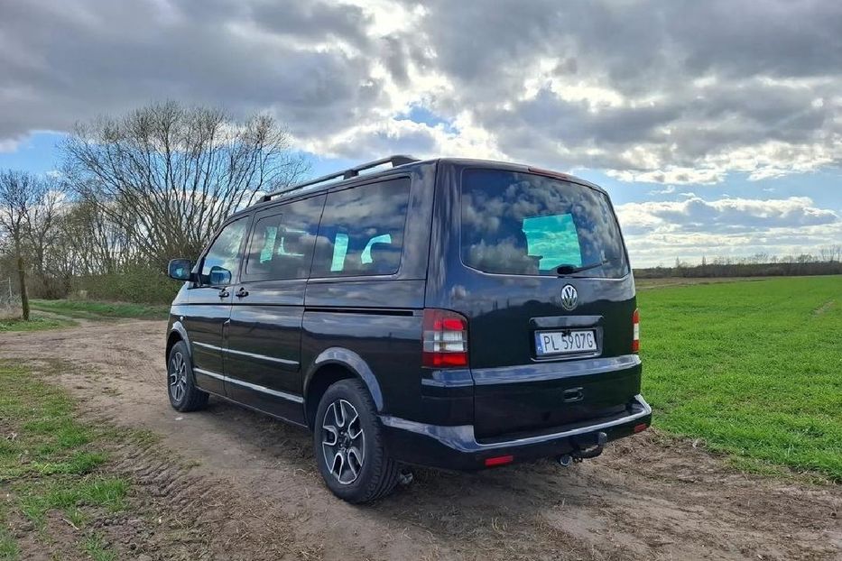 Продам Volkswagen T5 (Transporter) пасс. 2006 года в Львове