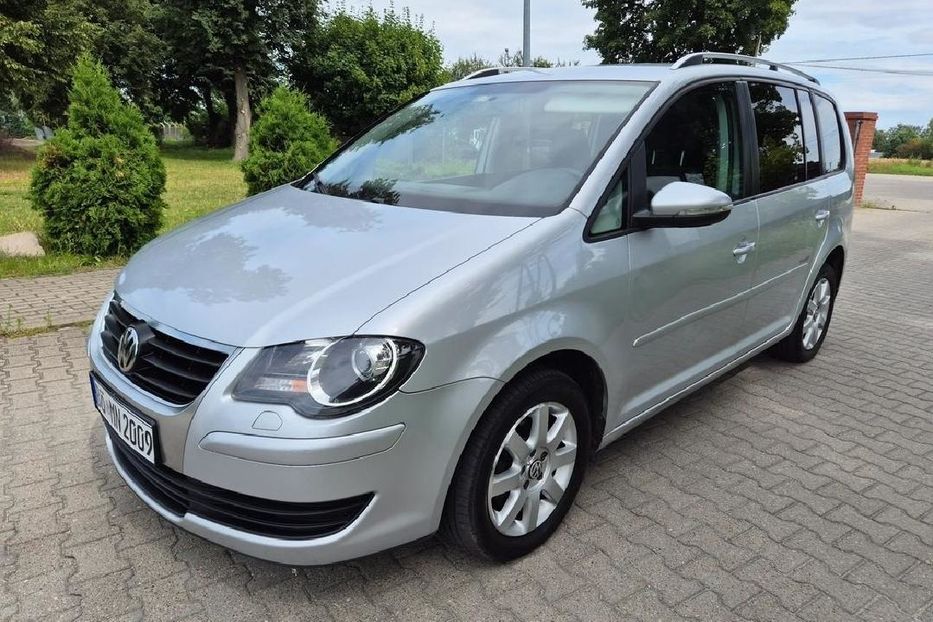 Продам Volkswagen Touran 2006 года в г. Павлоград, Днепропетровская область
