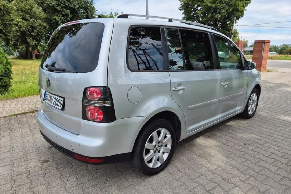 Продам Volkswagen Touran 2006 года в г. Павлоград, Днепропетровская область