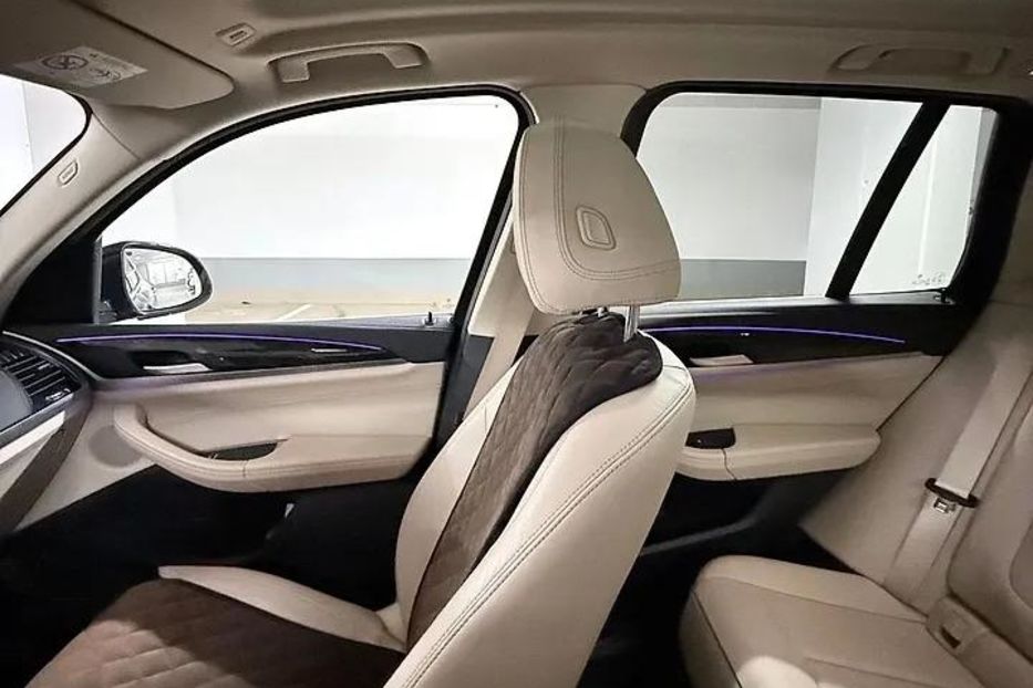 Продам BMW X3 G01 20iAT (170к.с.)sDrive Luxu 2018 года в Киеве