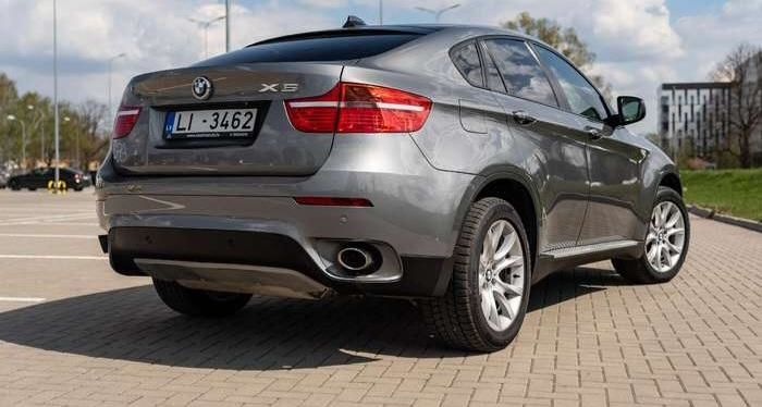 Продам BMW X6 2010 года в г. Изюм, Харьковская область