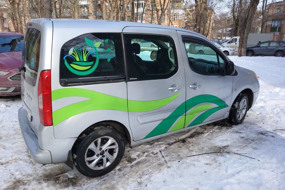 Продам Citroen Berlingo пасс. 2008 года в Киеве