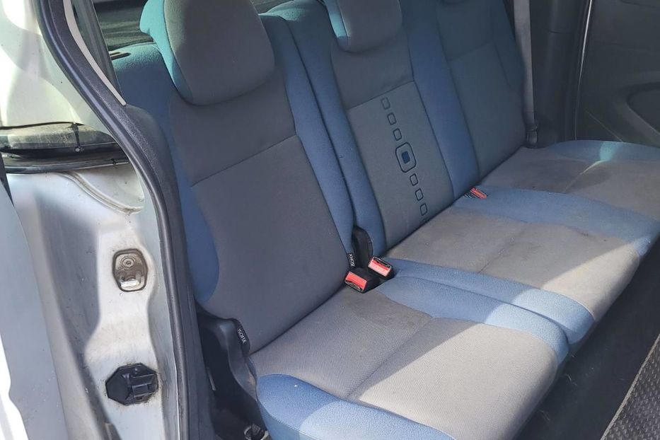 Продам Citroen Berlingo пасс. 2008 года в Киеве