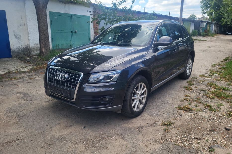 Продам Audi Q5 2011 года в Харькове