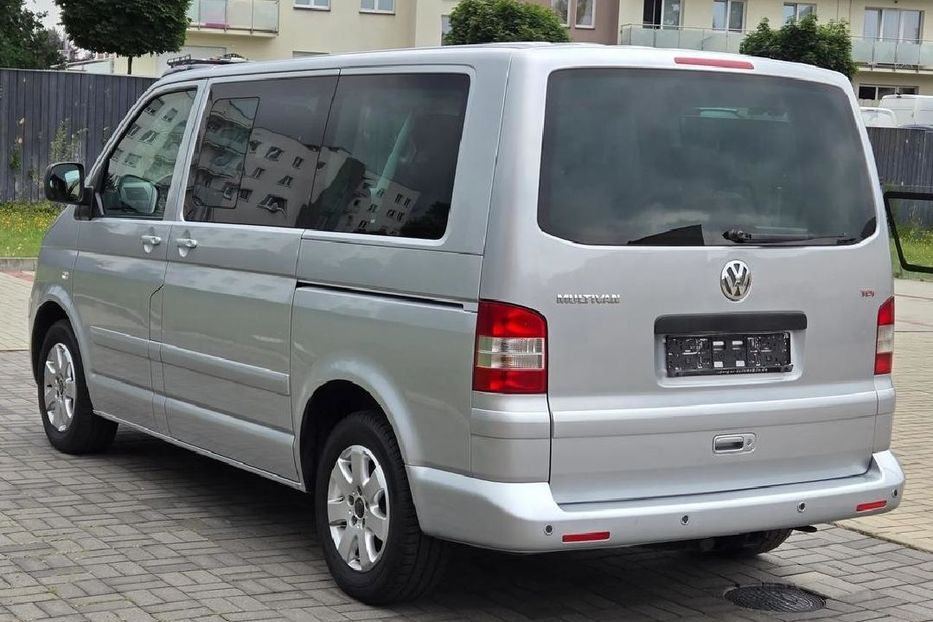 Продам Volkswagen T5 (Transporter) пасс. 2007 года в г. Изюм, Харьковская область