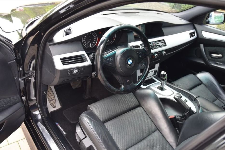 Продам BMW 530 2006 года в Днепре
