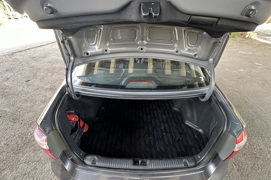 Продам Kia Rio 2012 года в Одессе