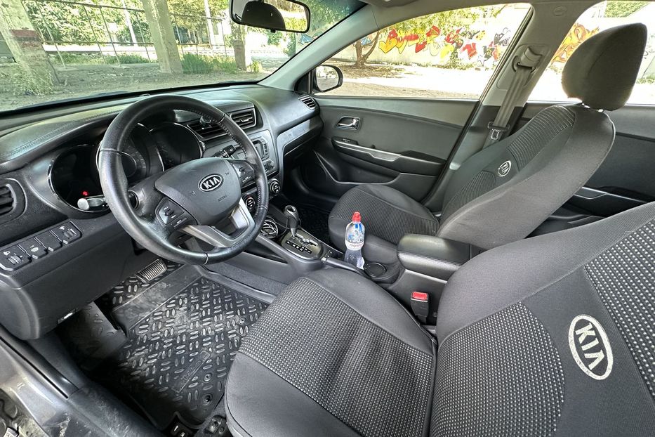Продам Kia Rio 2012 года в Одессе