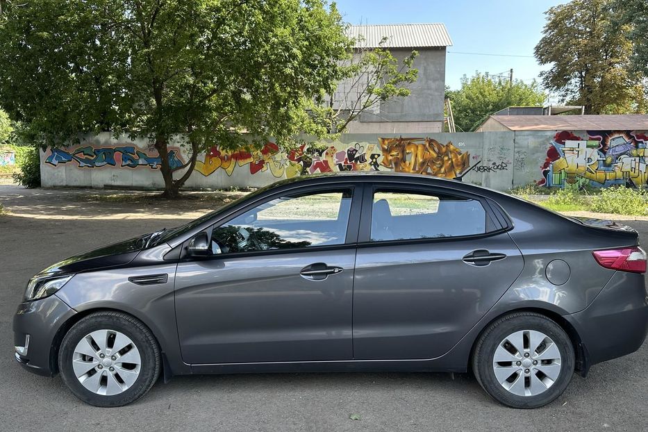 Продам Kia Rio 2012 года в Одессе