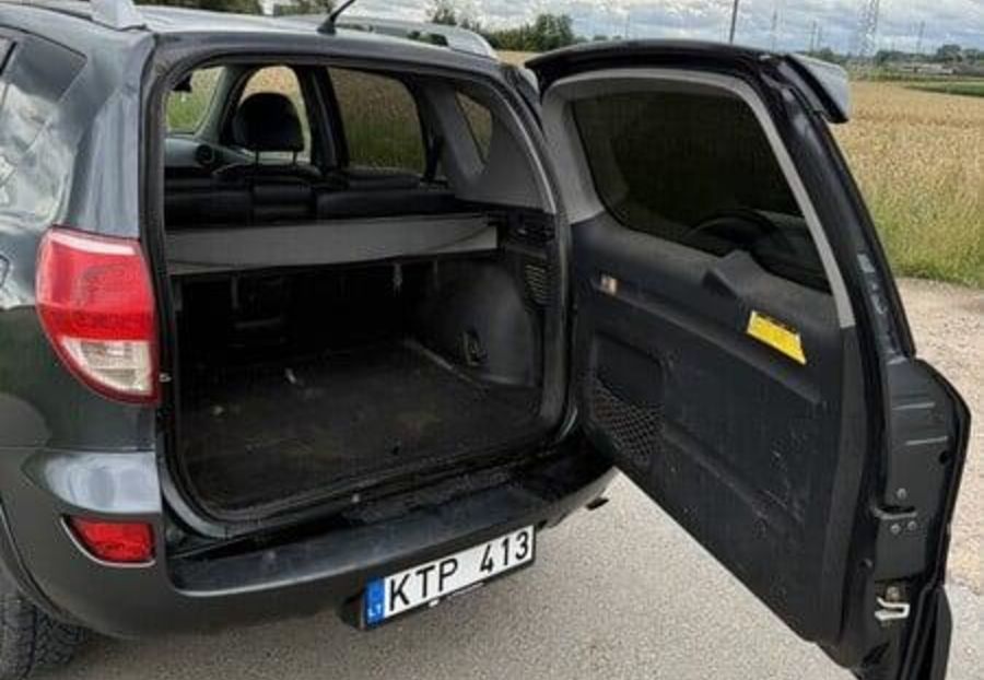 Продам Toyota Rav 4 2005 года в г. Константиновка, Донецкая область
