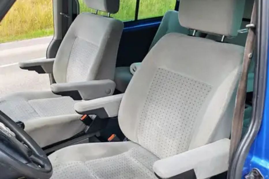 Продам Volkswagen T4 (Transporter) пасс. 2001 года в Чернигове