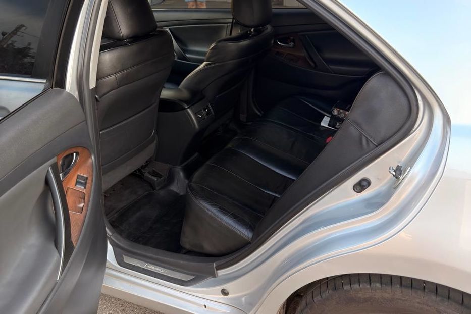 Продам Toyota Camry 40 2008 года в г. Кривой Рог, Днепропетровская область