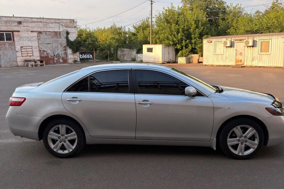 Продам Toyota Camry 40 2008 года в г. Кривой Рог, Днепропетровская область