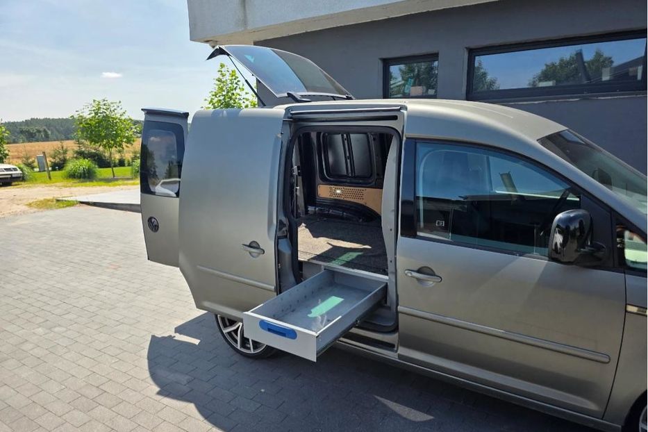 Продам Volkswagen Touran 2007 года в Запорожье