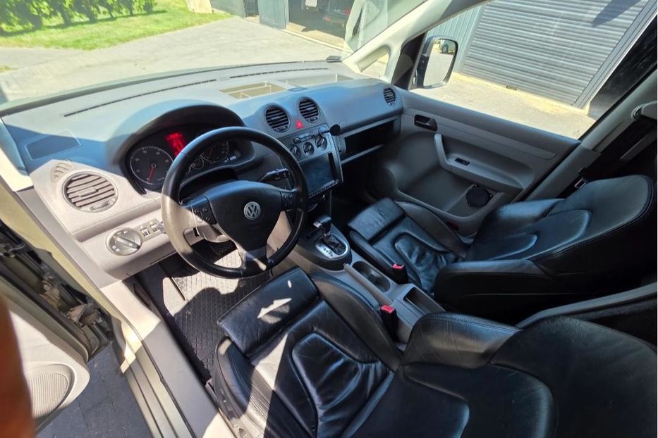Продам Volkswagen Touran 2007 года в Запорожье