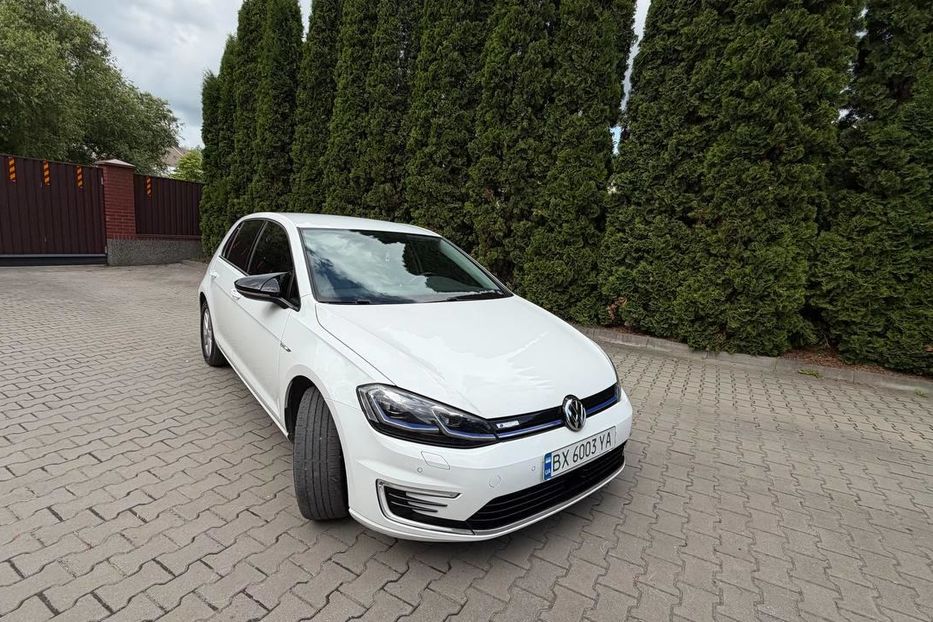 Продам Volkswagen e-Golf 2020 года в Хмельницком