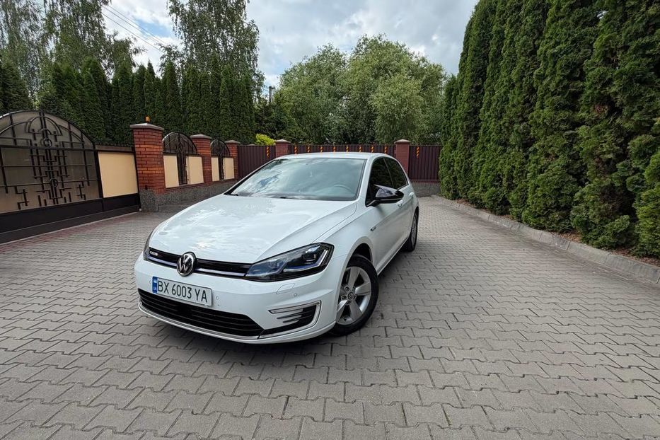 Продам Volkswagen e-Golf 2020 года в Хмельницком