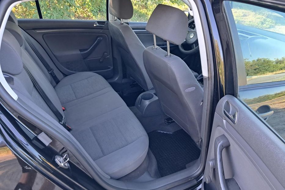 Продам Volkswagen Golf V МРІ 2004 года в г. Гайсин, Винницкая область