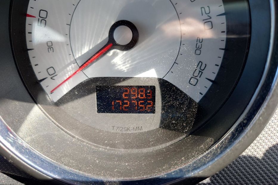Продам Peugeot 308 2012 года в Киеве