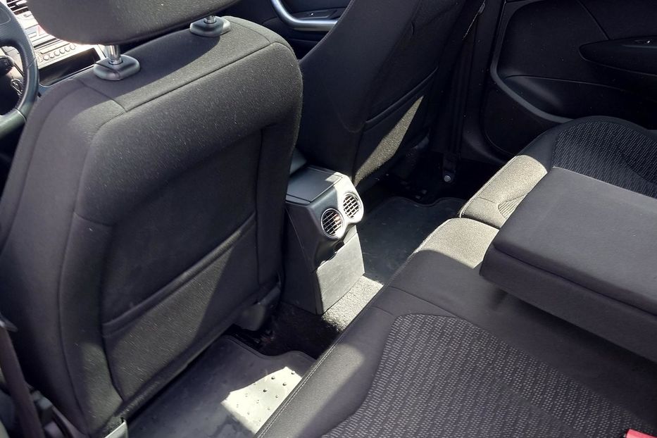 Продам Peugeot 308 2012 года в Киеве