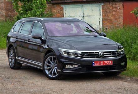 Продам Volkswagen Passat B8 R-Line 3X 2021 года в Житомире