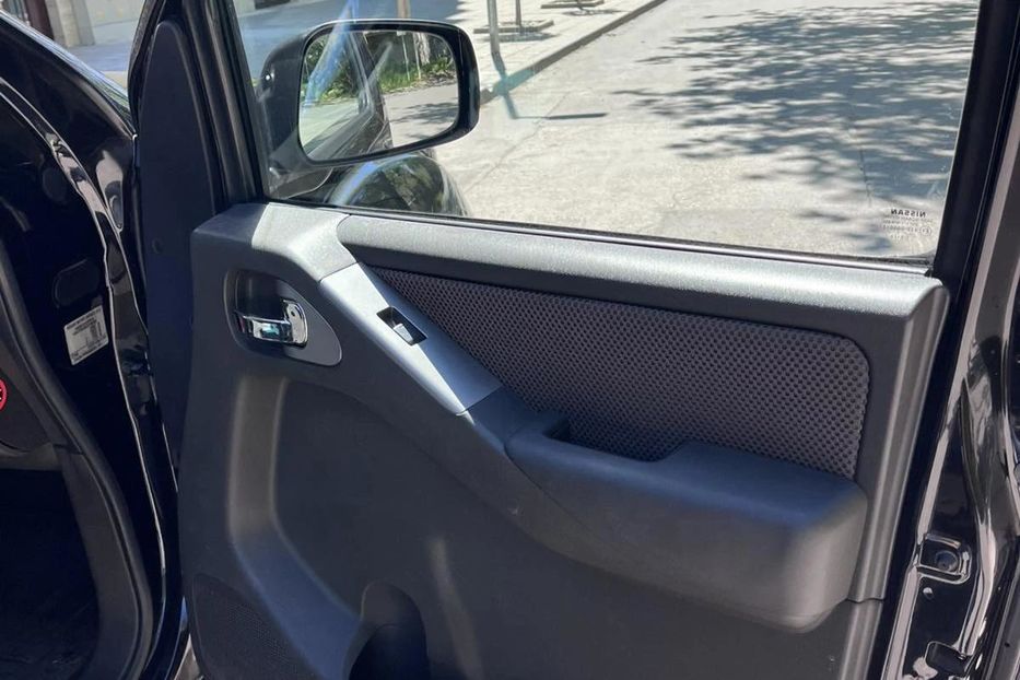 Продам Nissan Navara 2007 года в г. Павлоград, Днепропетровская область