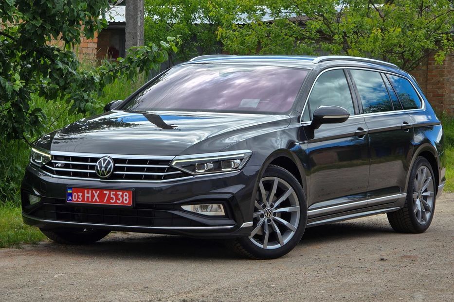 Продам Volkswagen Passat B8 R-Line 3X 2021 года в Житомире
