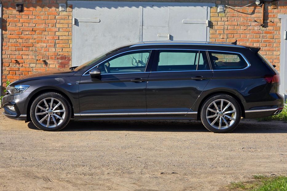 Продам Volkswagen Passat B8 R-Line 3X 2021 года в Житомире