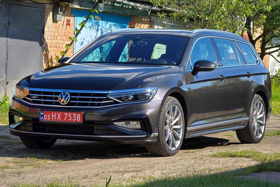 Продам Volkswagen Passat B8 R-Line 3X 2021 года в Житомире