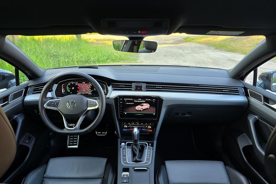 Продам Volkswagen Passat B8 R-Line 3X 2021 года в Житомире