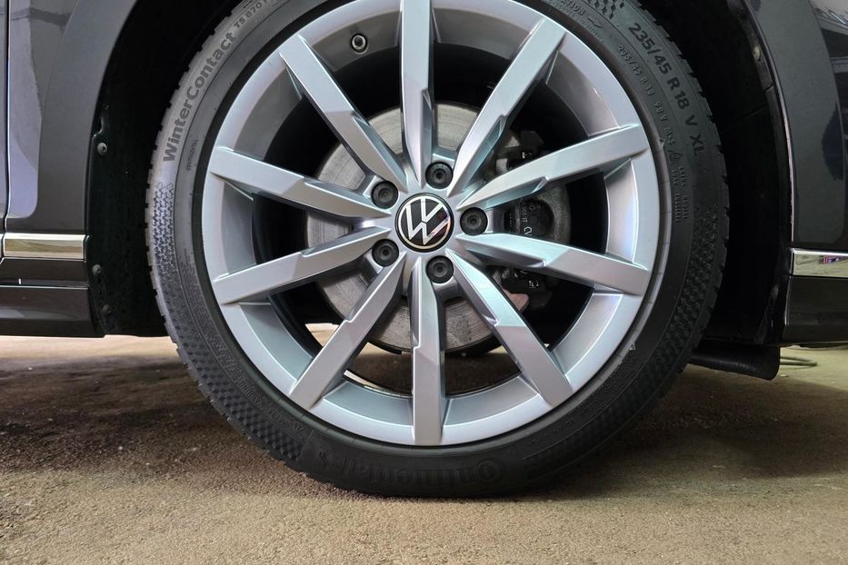 Продам Volkswagen Passat B8 R-Line 3X 2021 года в Житомире