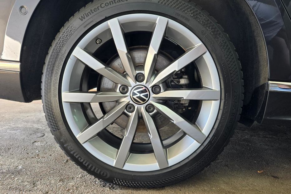 Продам Volkswagen Passat B8 R-Line 3X 2021 года в Житомире