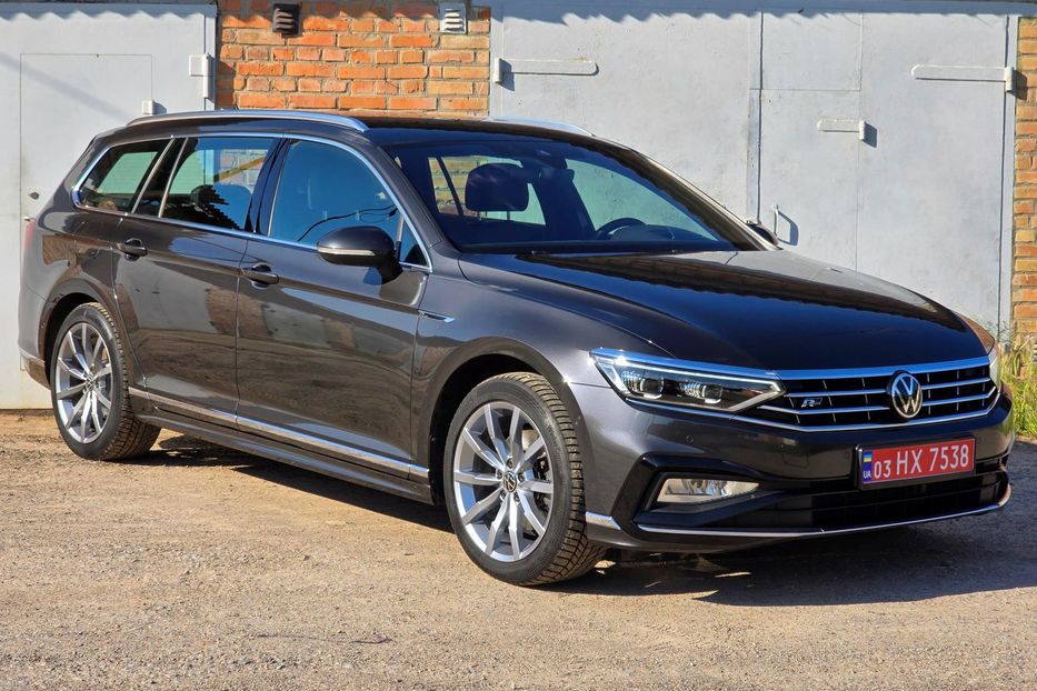 Продам Volkswagen Passat B8 R-Line 3X 2021 года в Житомире