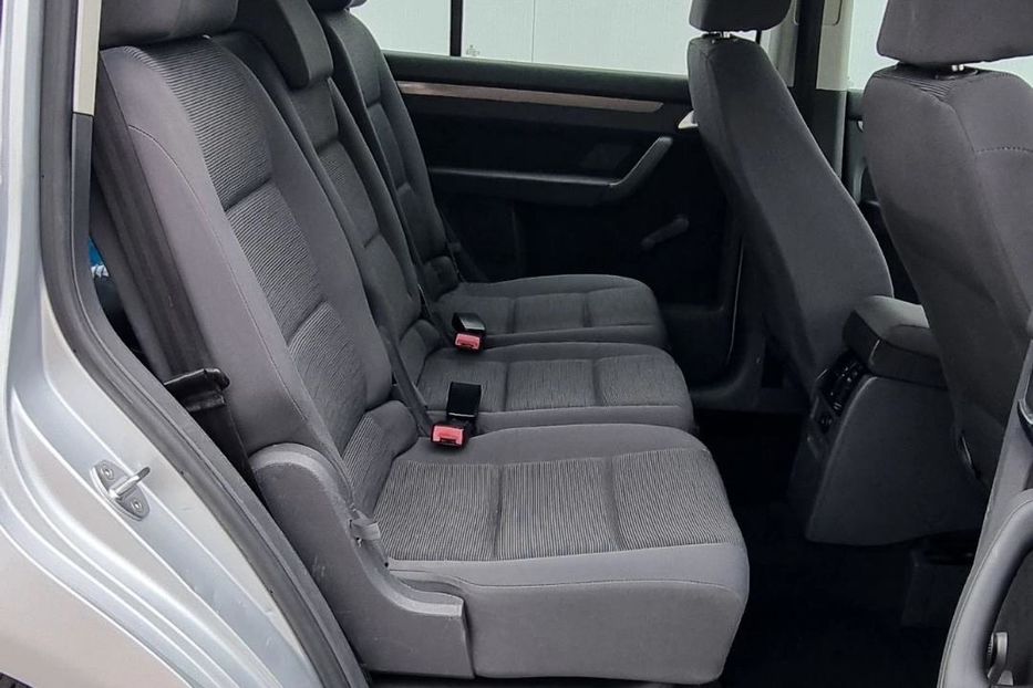 Продам Volkswagen Touran 2007 года в г. Павлоград, Днепропетровская область