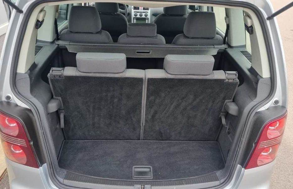 Продам Volkswagen Touran 2007 года в г. Павлоград, Днепропетровская область