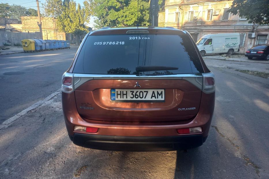 Продам Mitsubishi Outlander газ/бензин  7 місць 2013 года в Одессе