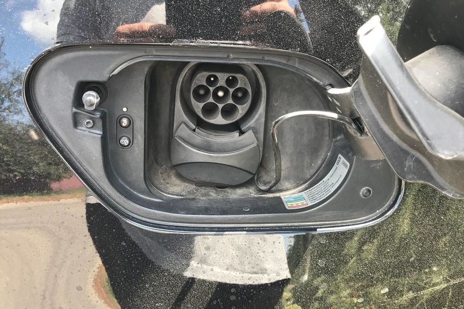 Продам Volkswagen e-Golf 24кВт 2015 года в г. Гадяч, Полтавская область