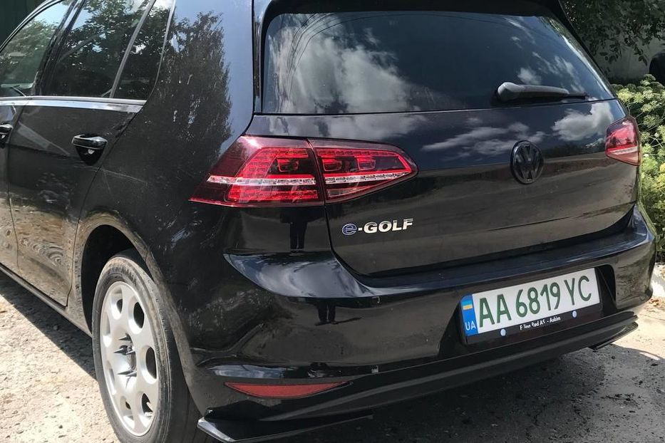 Продам Volkswagen e-Golf 24кВт 2015 года в г. Гадяч, Полтавская область