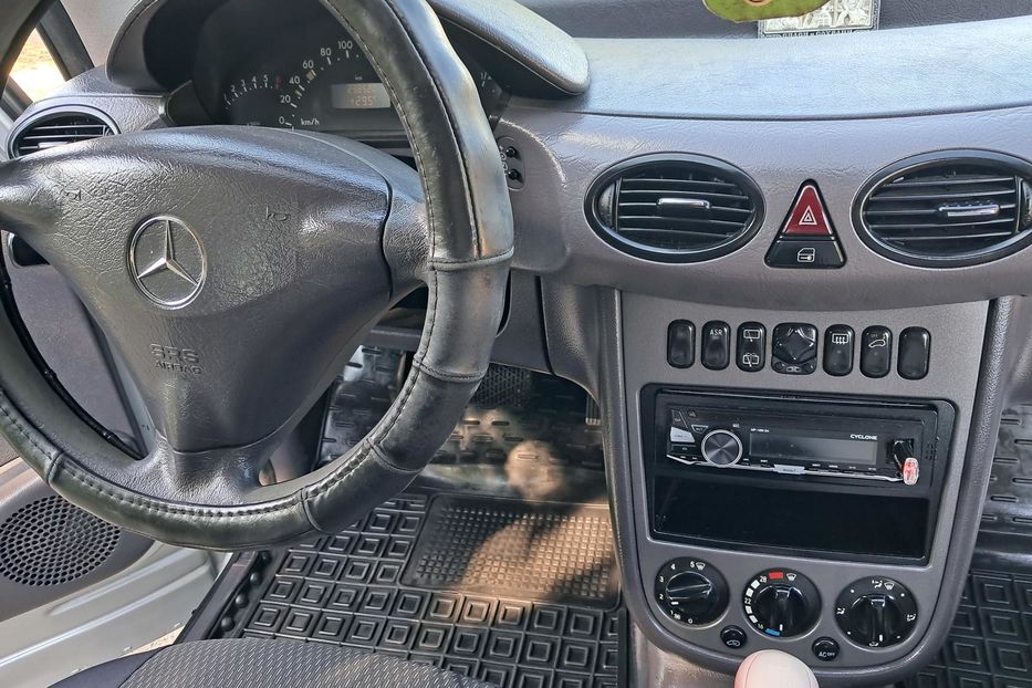 Продам Mercedes-Benz A 140 Special Edition  2004 года в г. Иллинцы, Винницкая область
