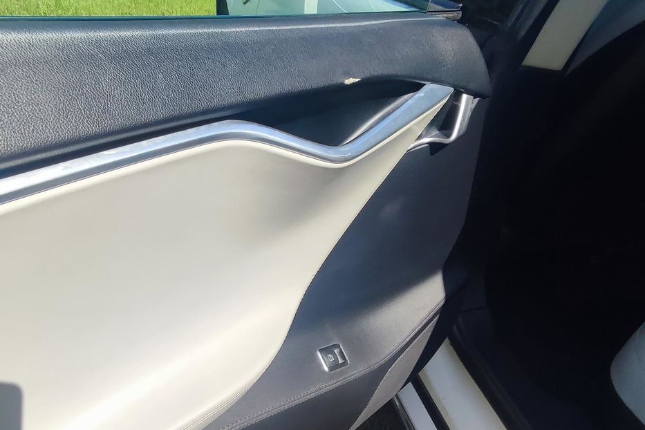 Продам Tesla Model S 2014 года в Житомире