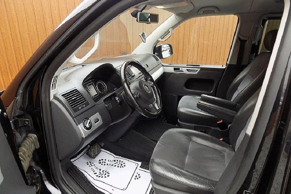 Продам Volkswagen Multivan 2011 года в г. Балаклея, Харьковская область