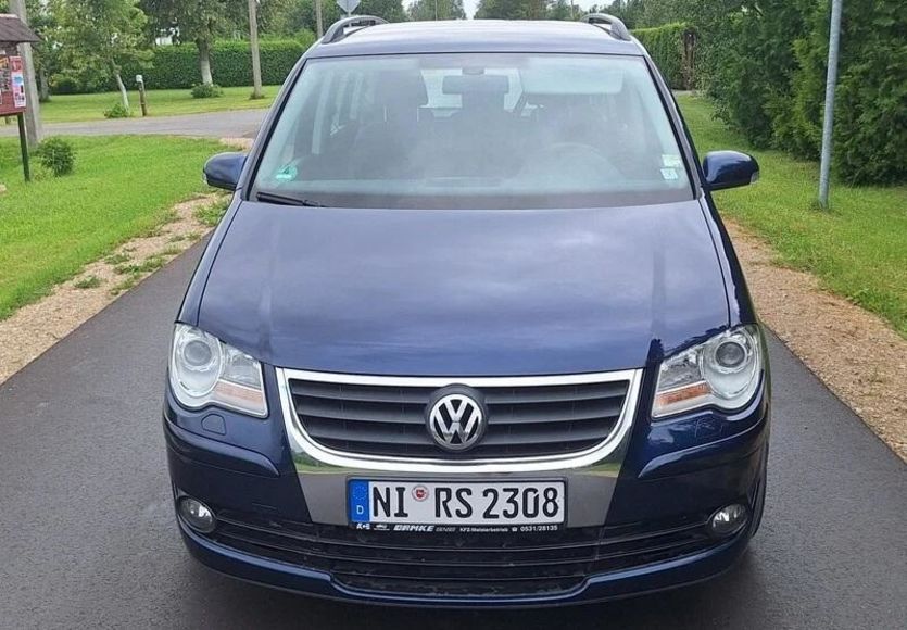 Продам Volkswagen Touran 2009 года в г. Прилуки, Черниговская область