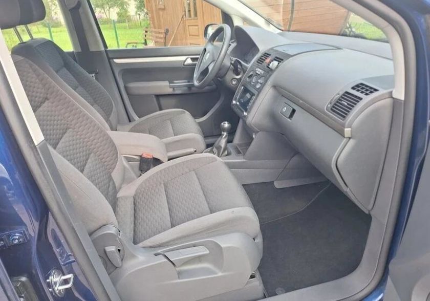 Продам Volkswagen Touran 2009 года в г. Прилуки, Черниговская область