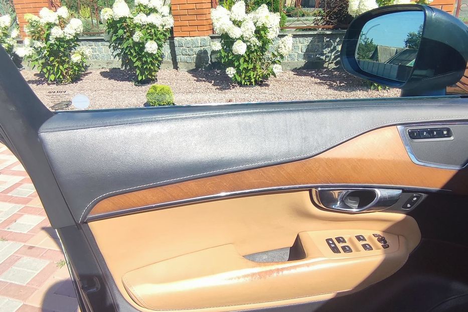 Продам Volvo XC90 2017 года в Житомире