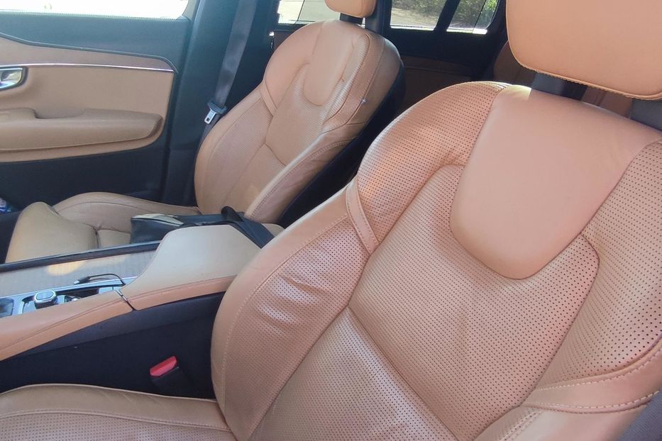 Продам Volvo XC90 2017 года в Житомире
