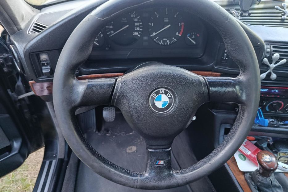 Продам BMW 524 1991 года в г. Коростень, Житомирская область