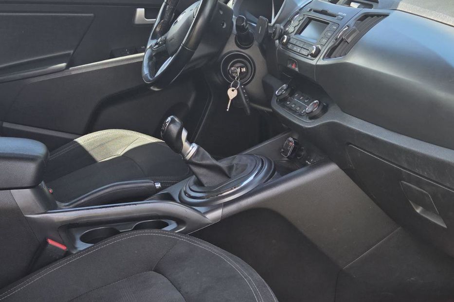 Продам Kia Sportage 2013 года в Киеве