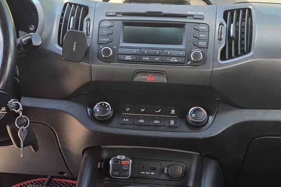 Продам Kia Sportage 2013 года в Киеве